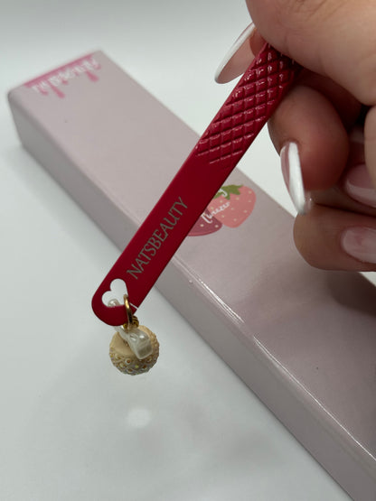 Strawberry Tweezer